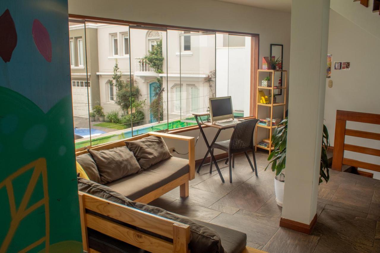 Rainbow Hostel Lima Exterior foto
